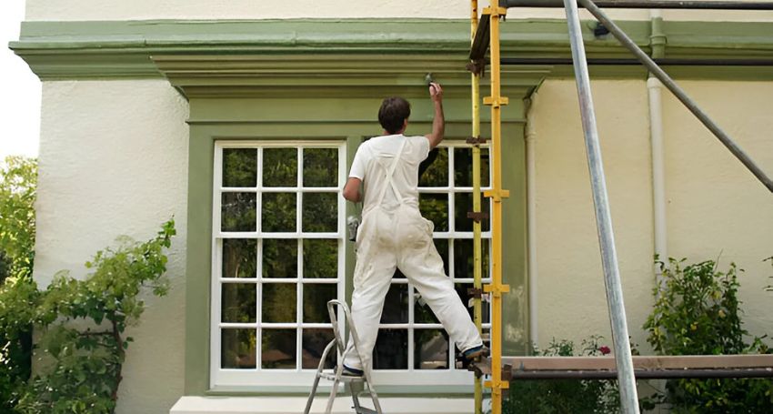 Essential Proficiencies for Enduring Exterior Painting Triumph in Houston Homes