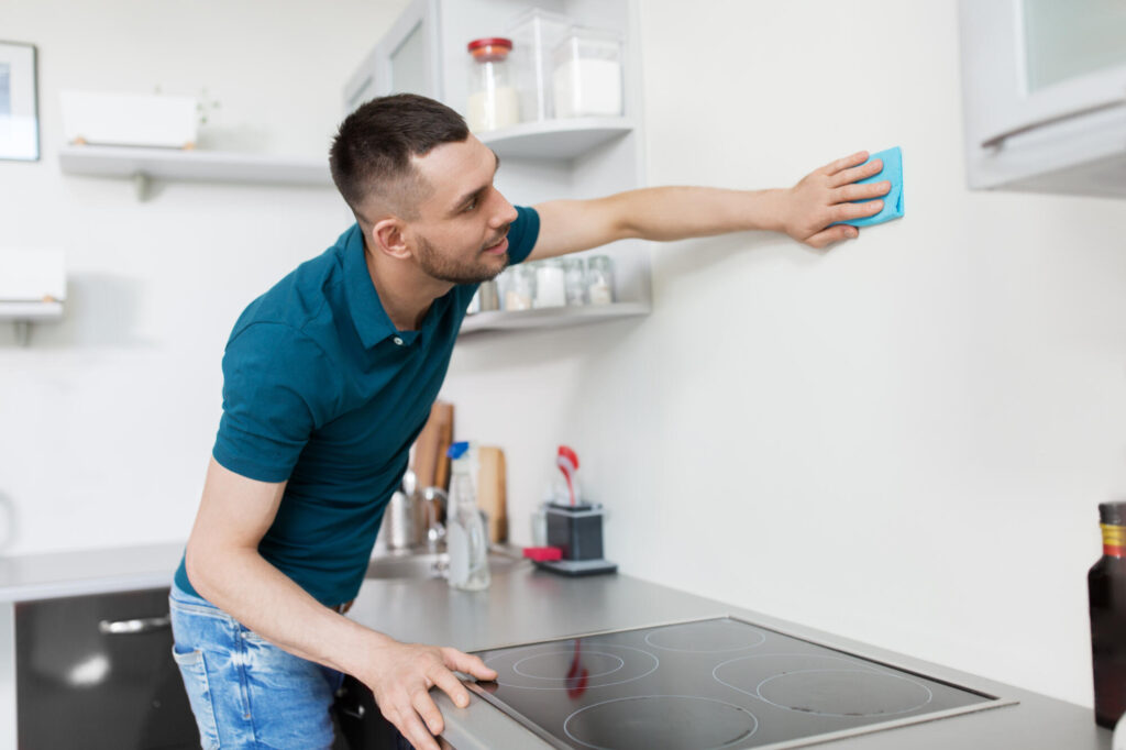 how to clean painted walls